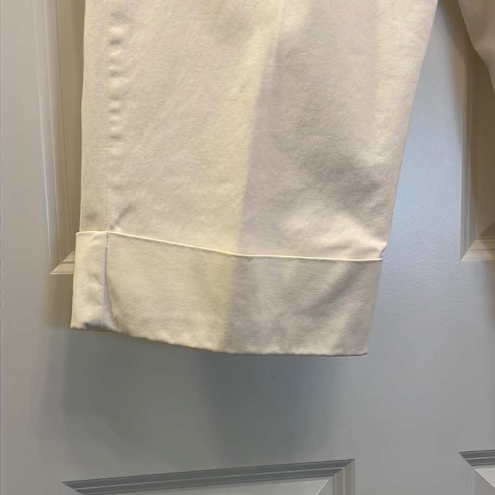 a.n.a. White cuffed Capris EUC 14 - Picture 3 of 15